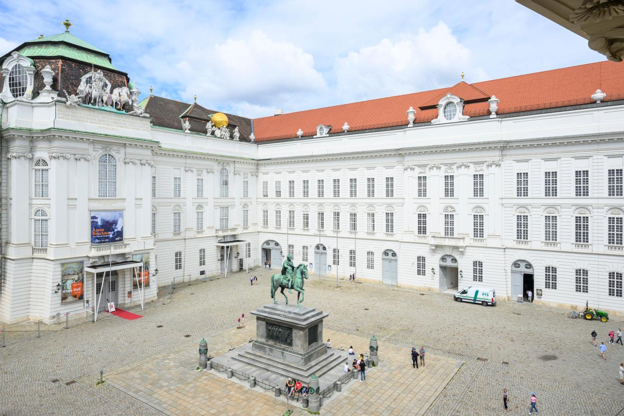 Palais Palffy Suits Вена Экстерьер фото