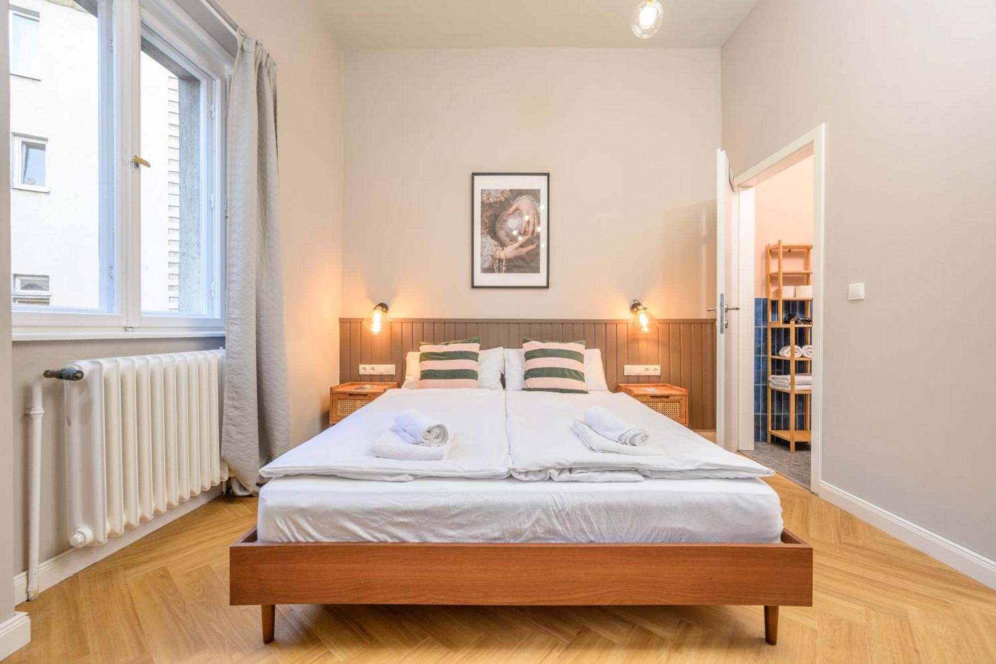 Palais Palffy Suits Вена Экстерьер фото