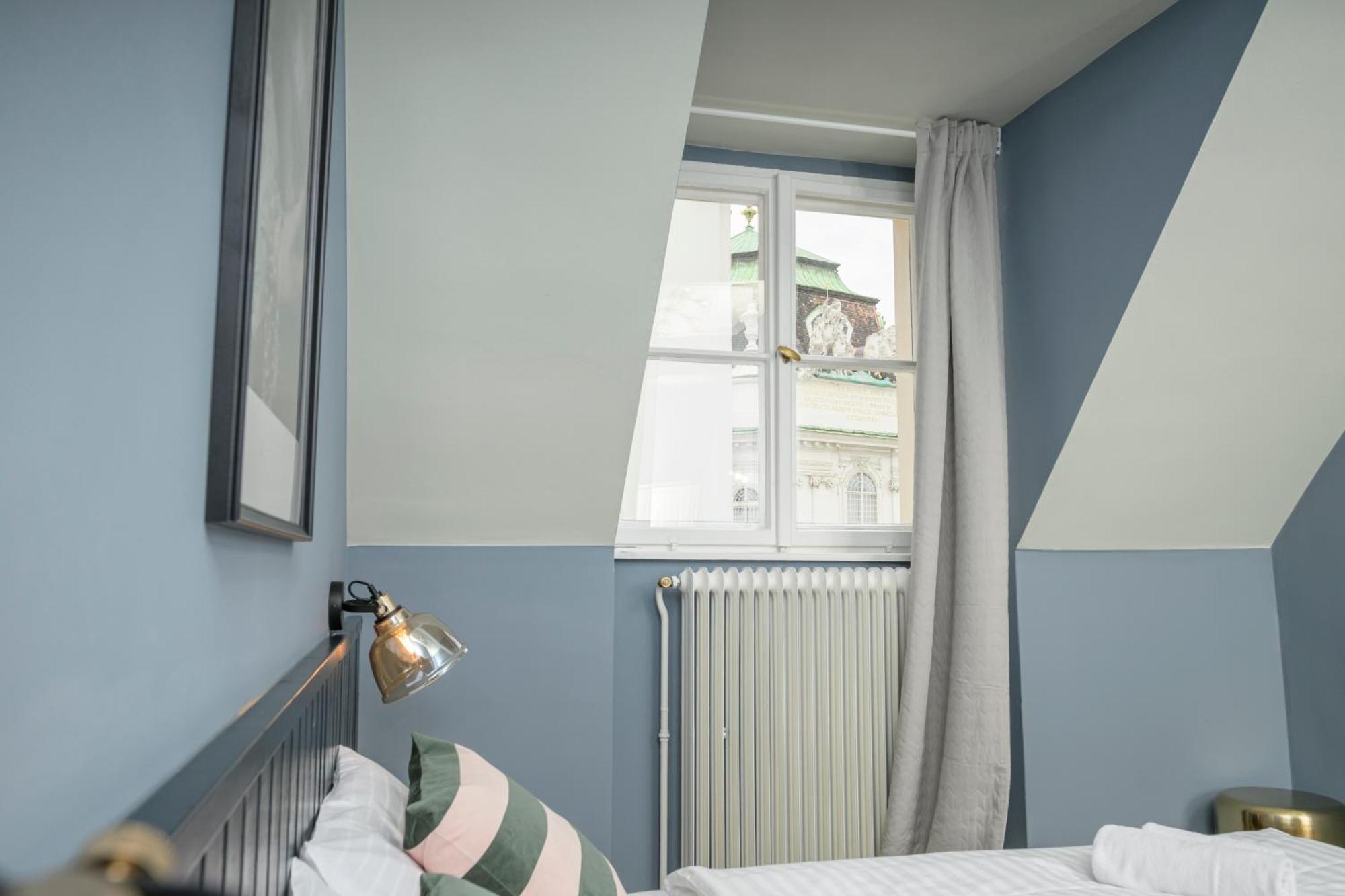Palais Palffy Suits Вена Экстерьер фото