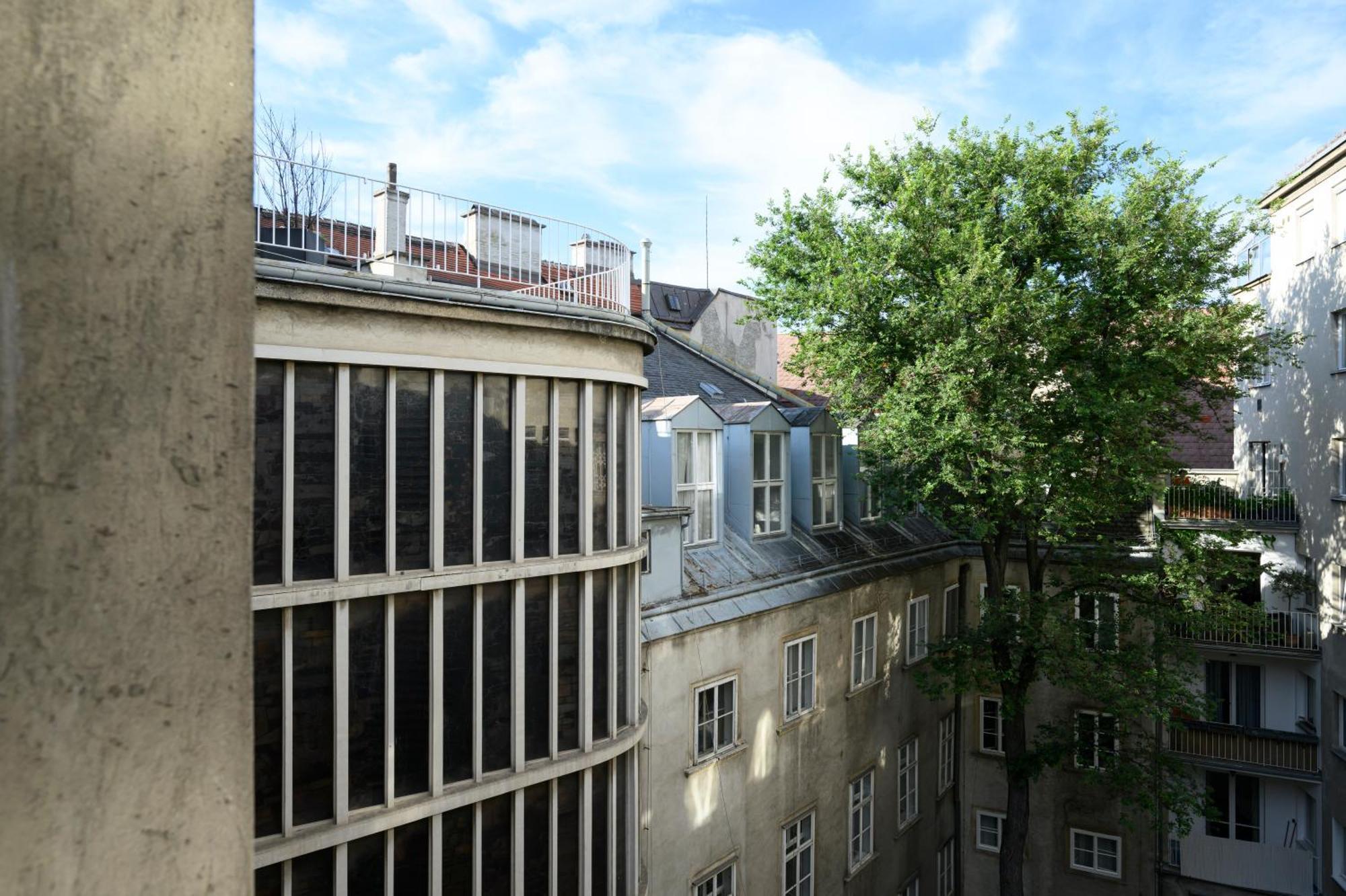 Palais Palffy Suits Вена Экстерьер фото